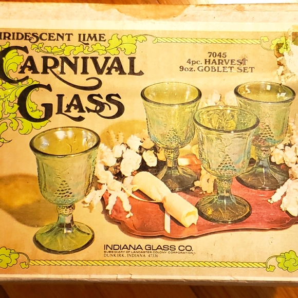 Indiana Glass 4 piece set/Carnival Glass - Picture 6 of 7